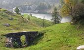 11 Un viadotto sopra il lago